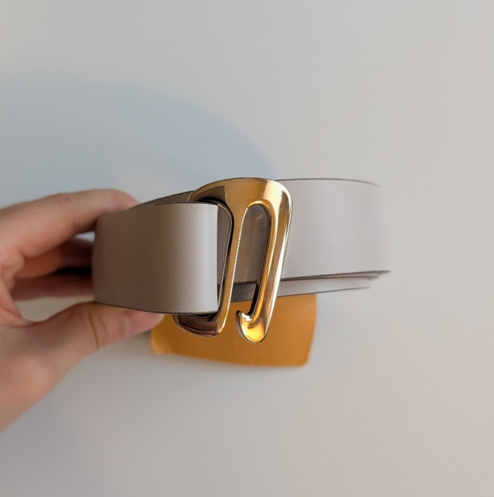 NWT Tod's Gray Belt with Gold Buckle